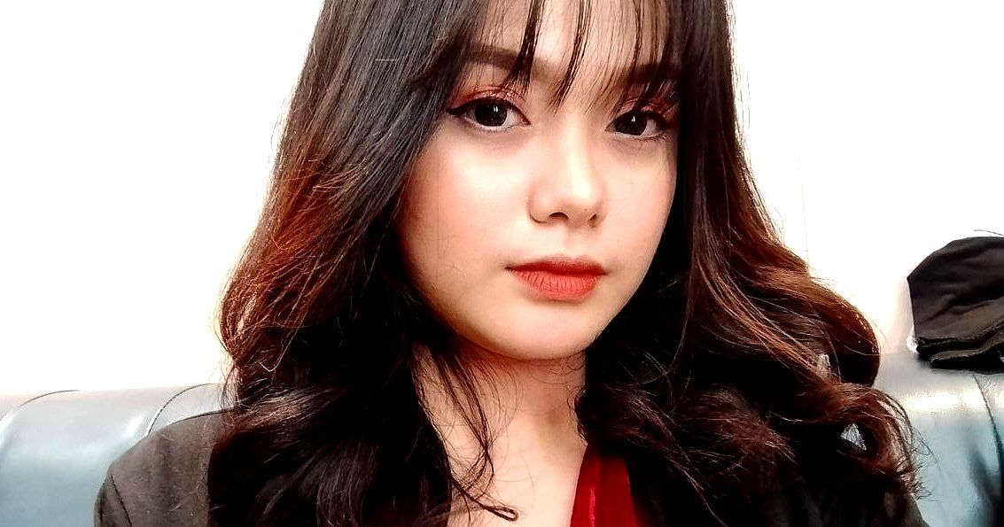 Hai cô em kế trốn học ở nhà phang với hai ông anh kế